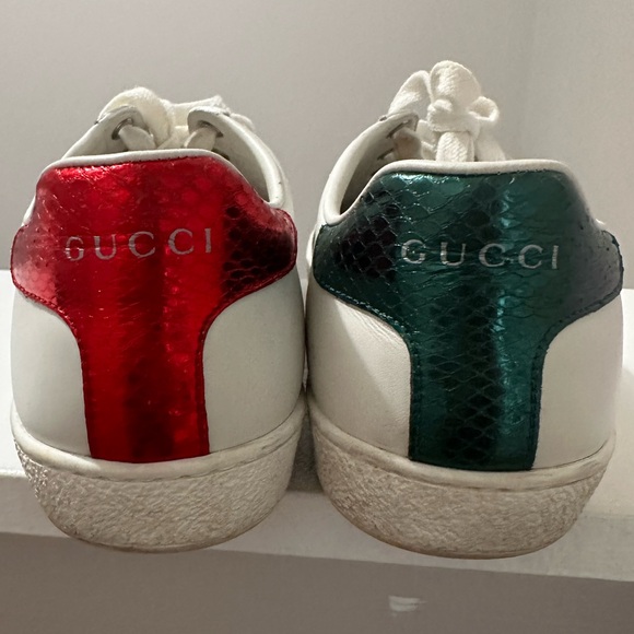WOMEN'S GUCCI ACE SNEAKER WITH BEE - Picture 4 of 8